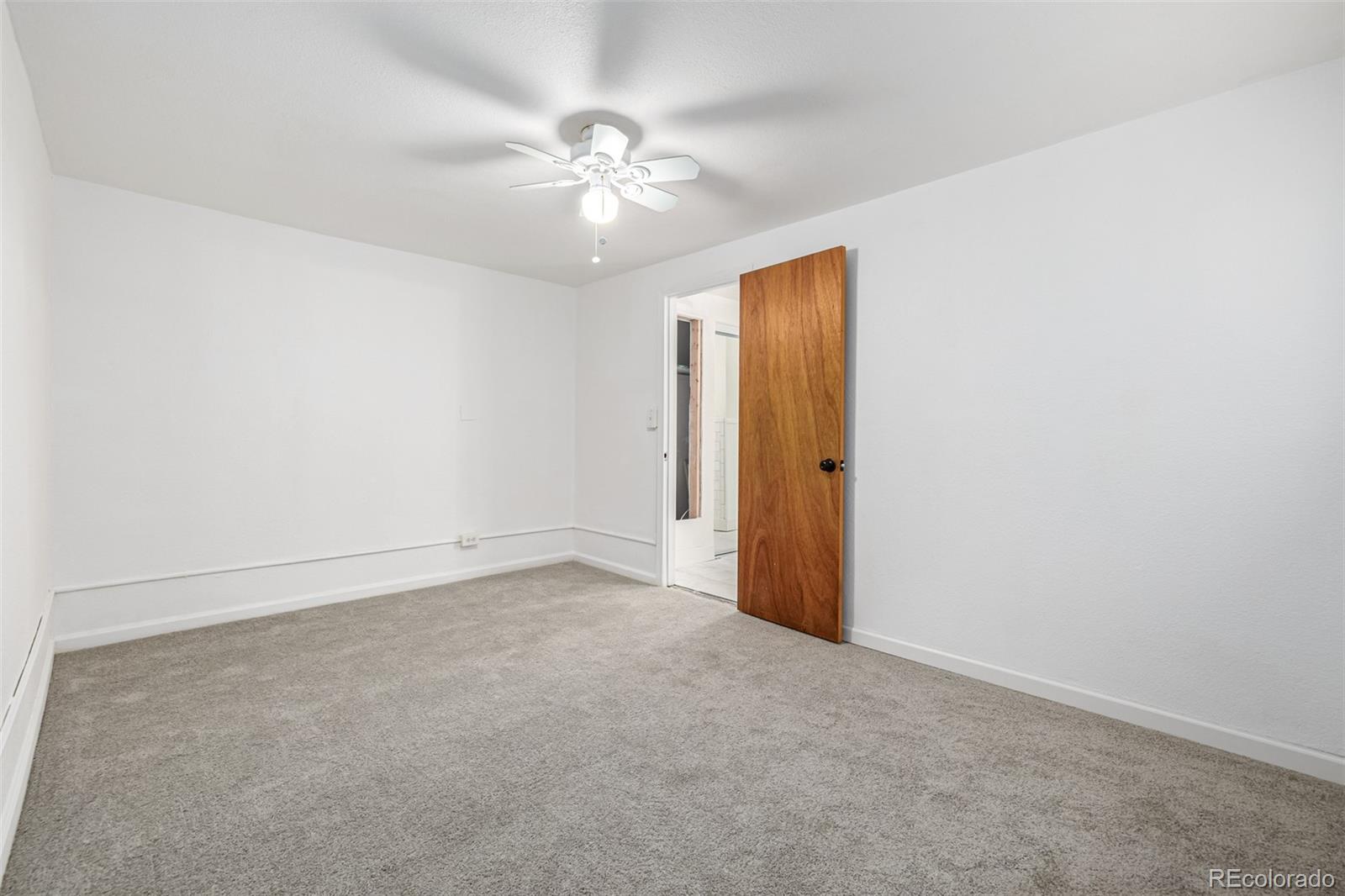 MLS Image #17 for 1144 n ogden street 104,denver, Colorado