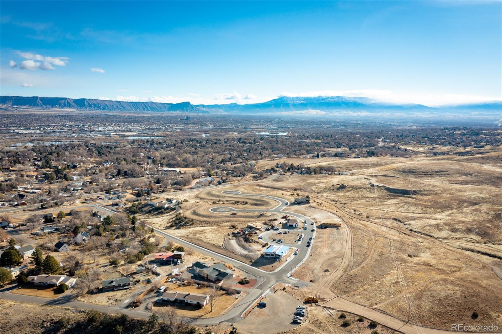 MLS Image #10 for 2260  pyramid peak loop,grand junction, Colorado