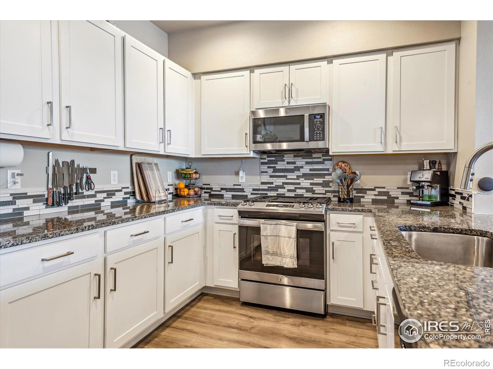 MLS Image #5 for 719  greenfields drive,fort collins, Colorado