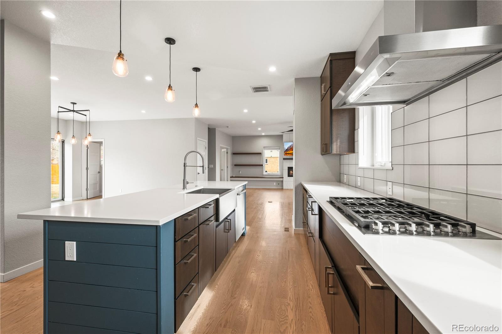 MLS Image #12 for 2841 n steele street,denver, Colorado