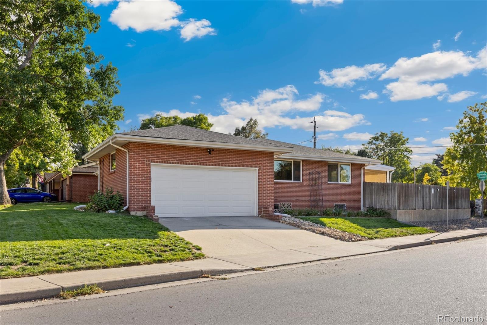 MLS Image #23 for 703 s oneida way,denver, Colorado