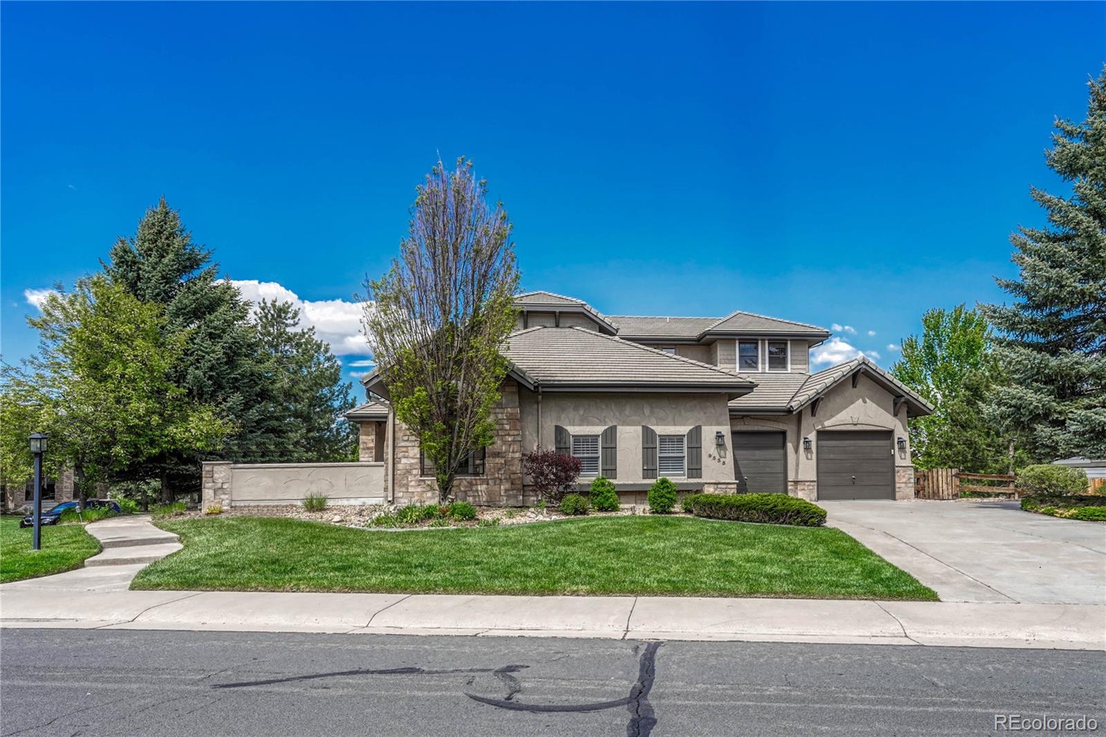 MLS Image #2 for 9535 s shadow hill circle,lone tree, Colorado