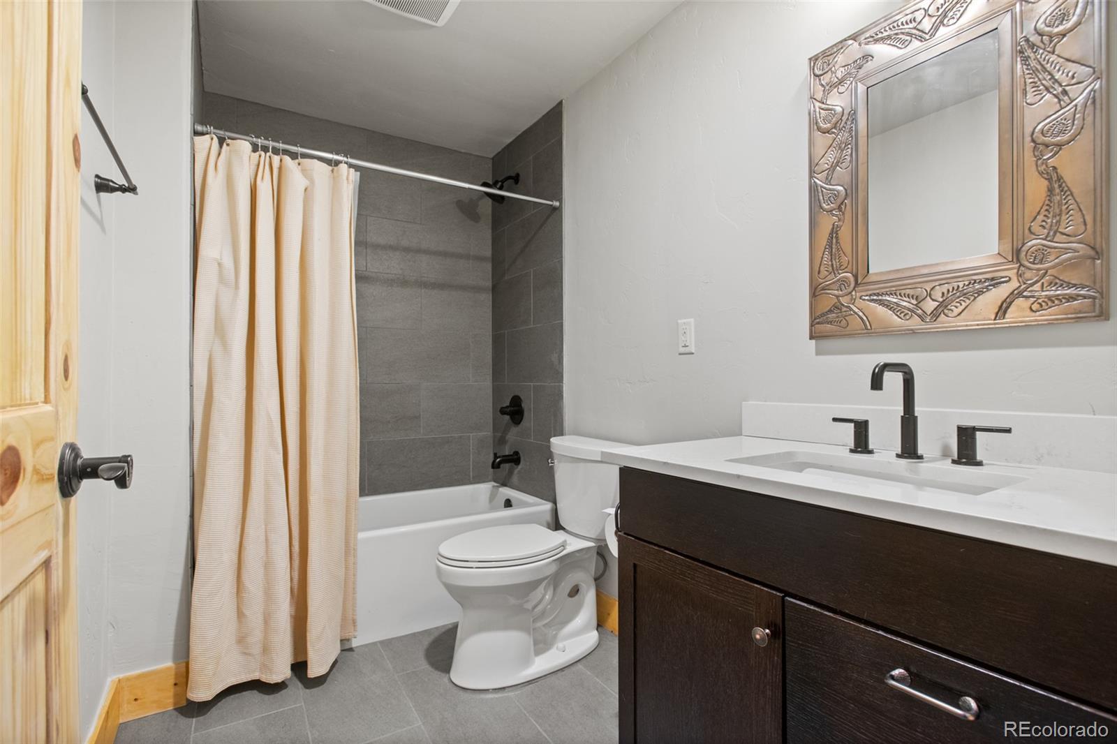 MLS Image #23 for 39345  leeward lane,clark, Colorado