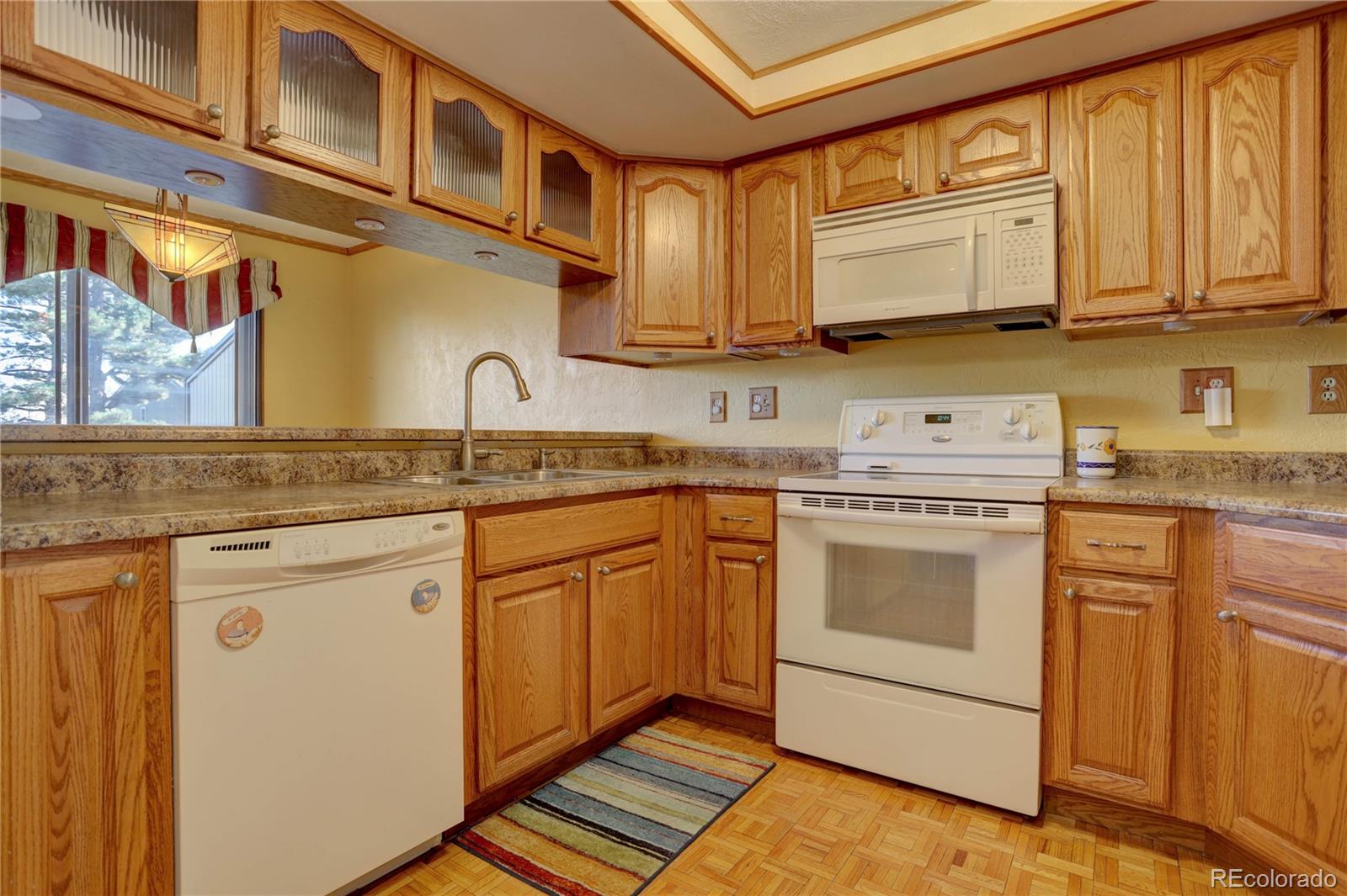 MLS Image #7 for 112 s holman way,golden, Colorado