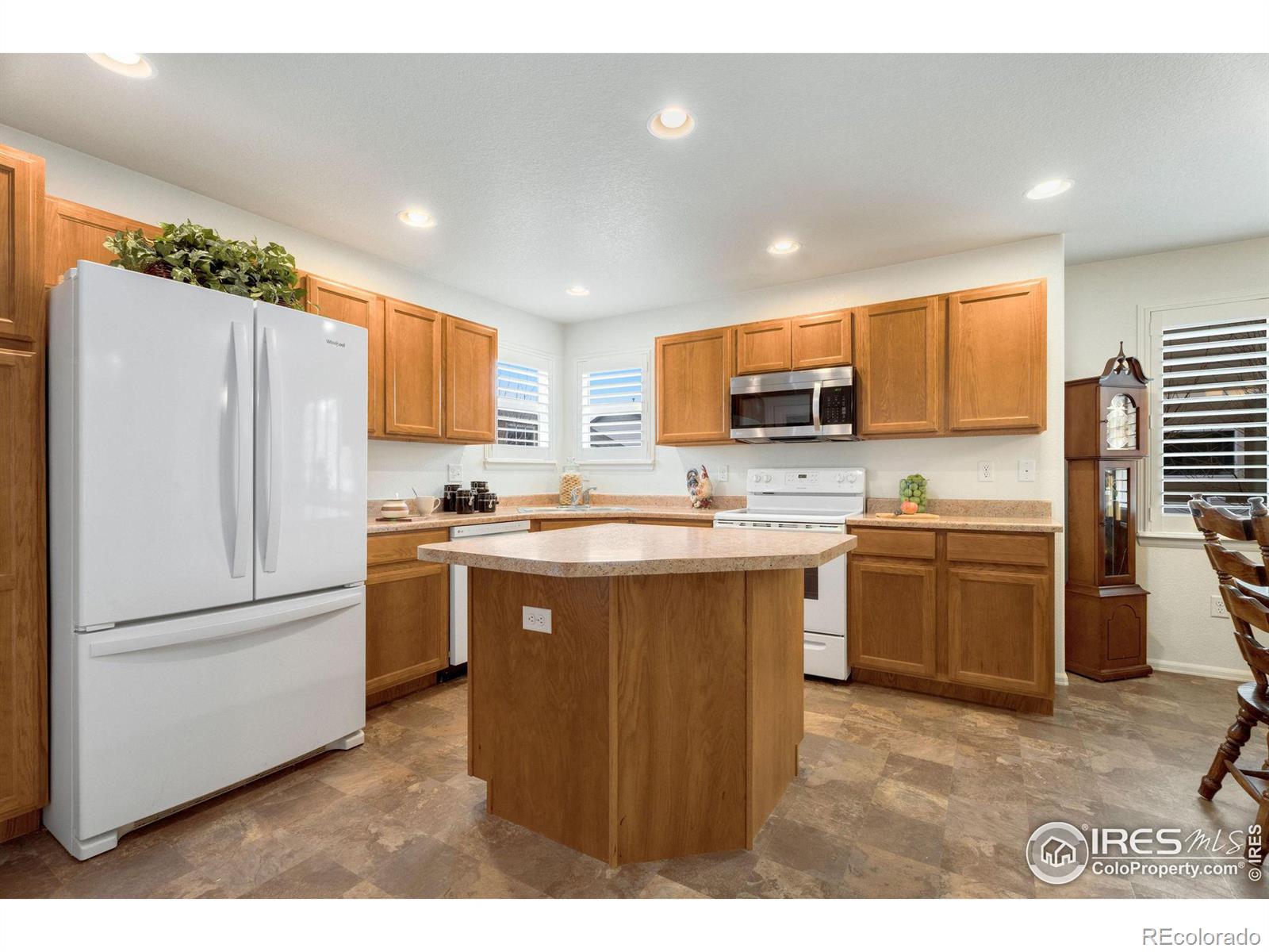 MLS Image #10 for 7450  home stretch drive,wellington, Colorado