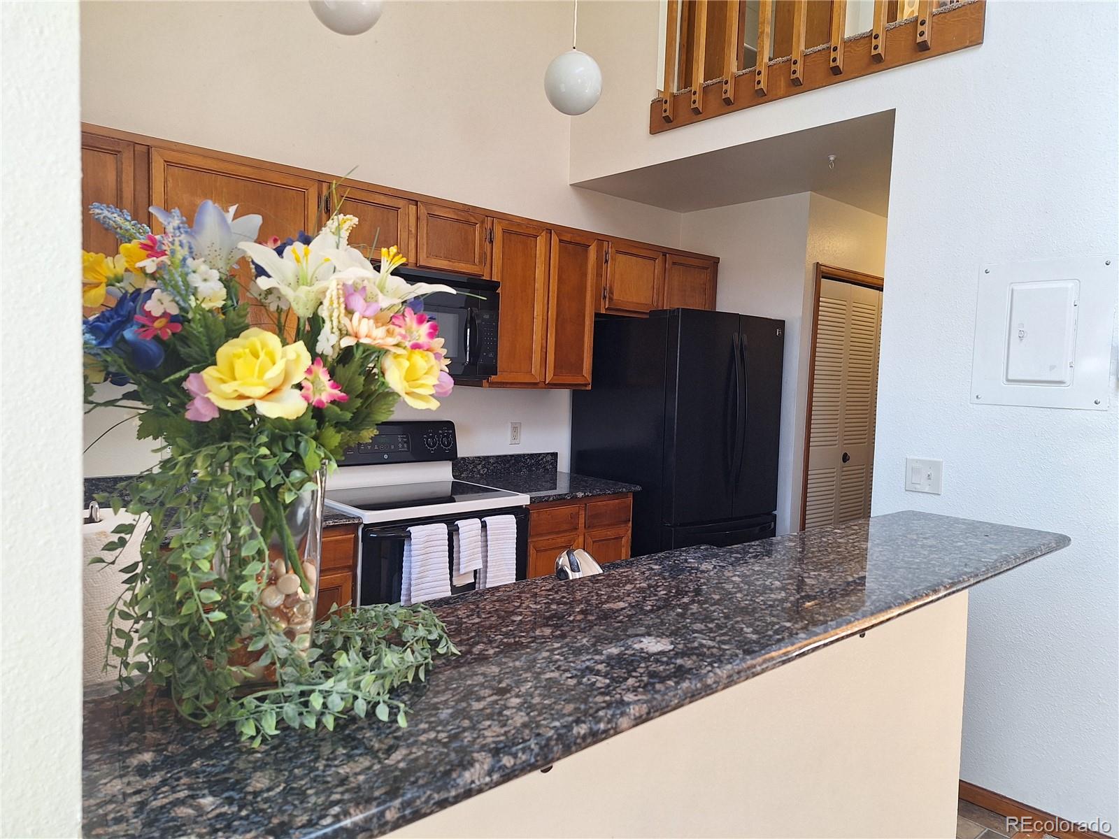 MLS Image #4 for 8336 w 87th drive d,arvada, Colorado