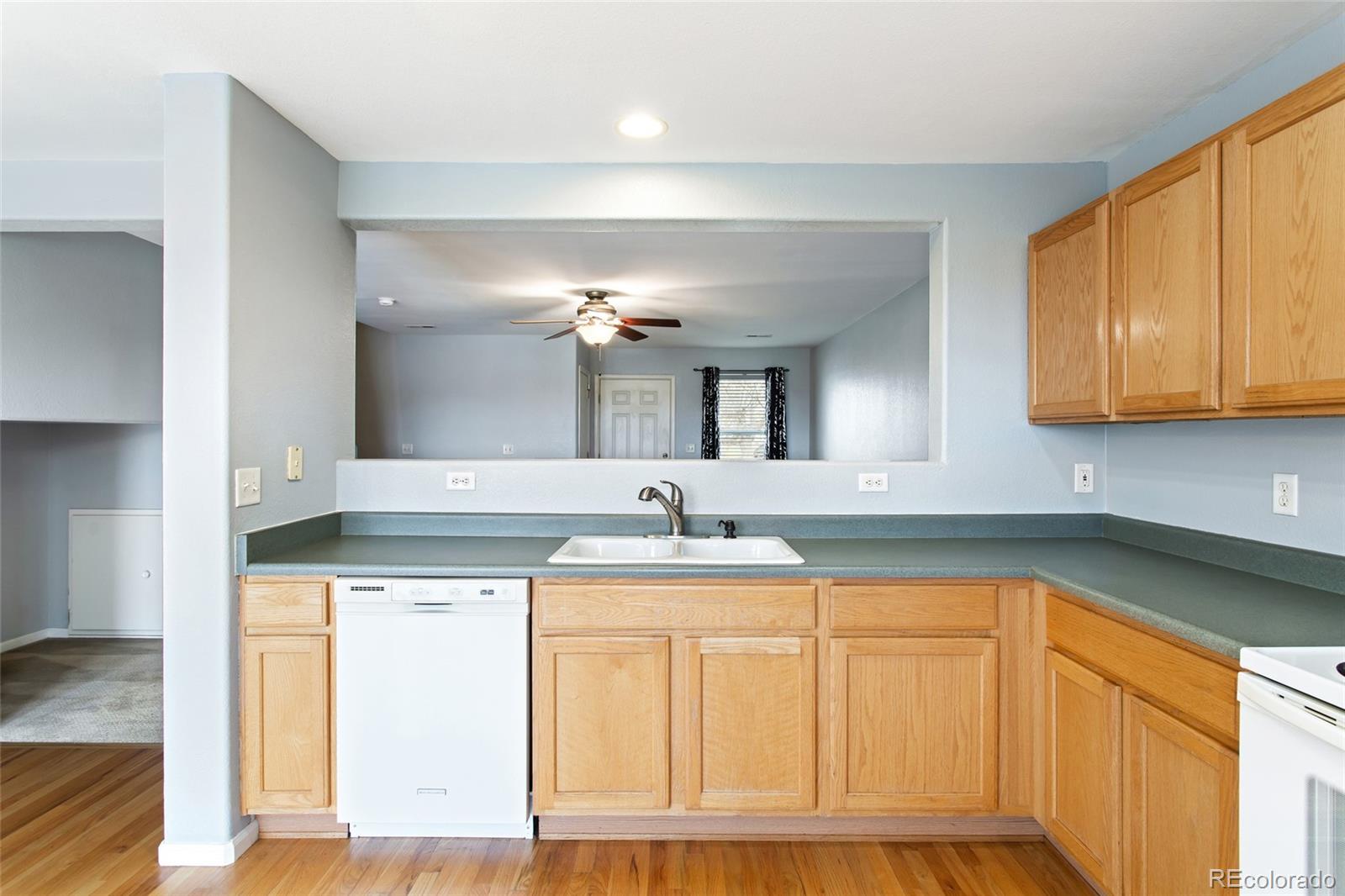 MLS Image #8 for 7721 s kalispell court,englewood, Colorado