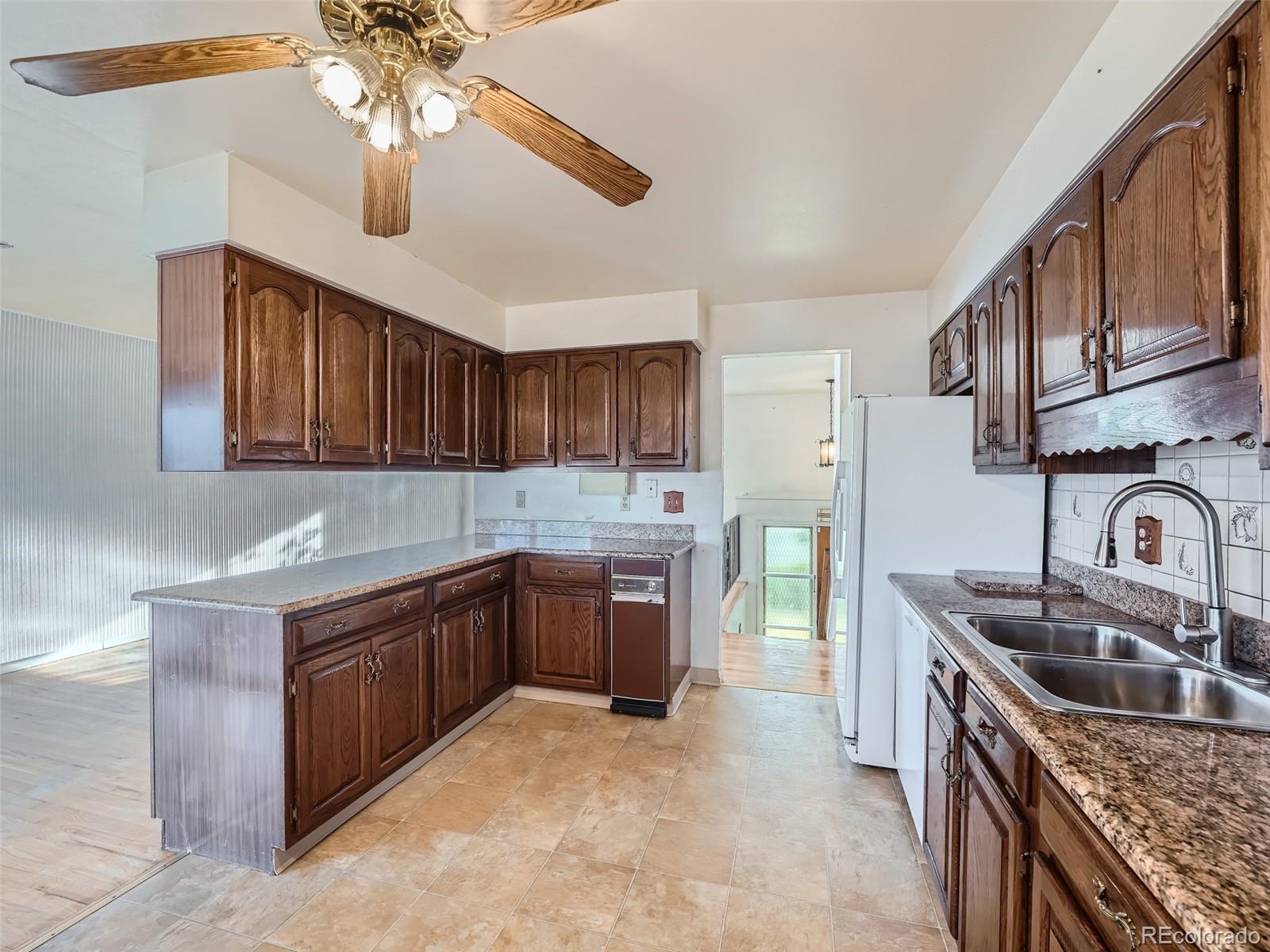 MLS Image #11 for 9427  lowell boulevard,westminster, Colorado