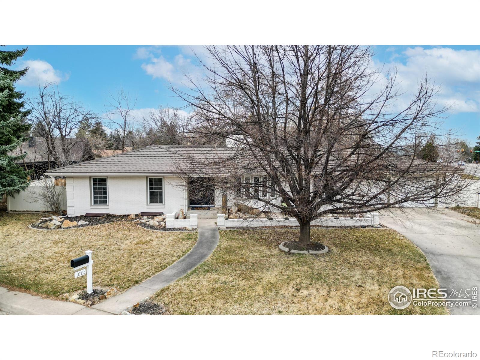 MLS Image #3 for 1012  commanche drive,fort collins, Colorado