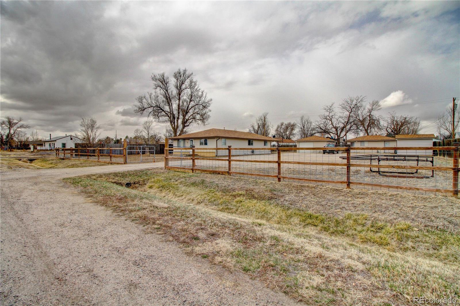 MLS Image #2 for 239 s main street,byers, Colorado