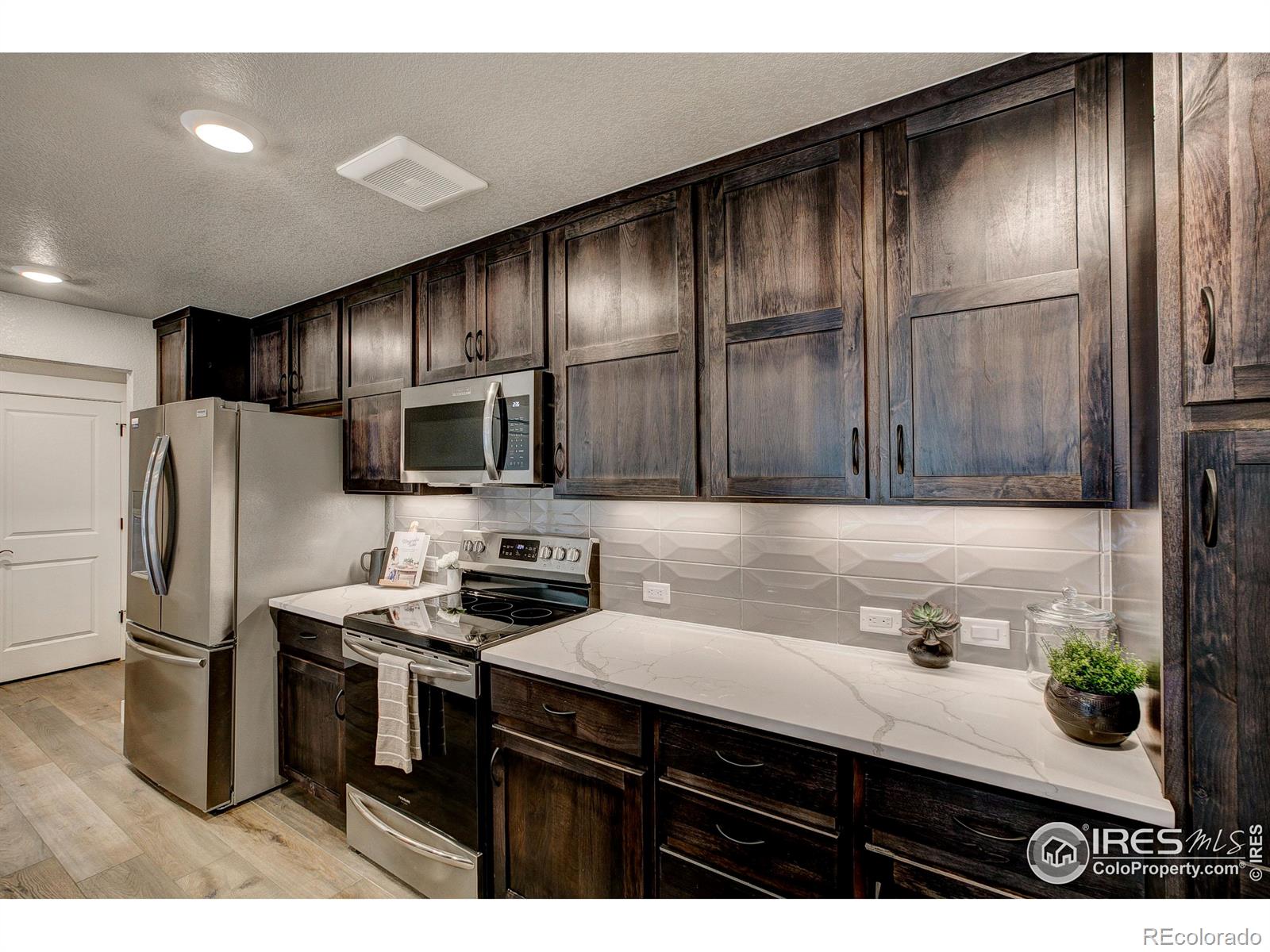 MLS Image #6 for 235  high point drive,longmont, Colorado