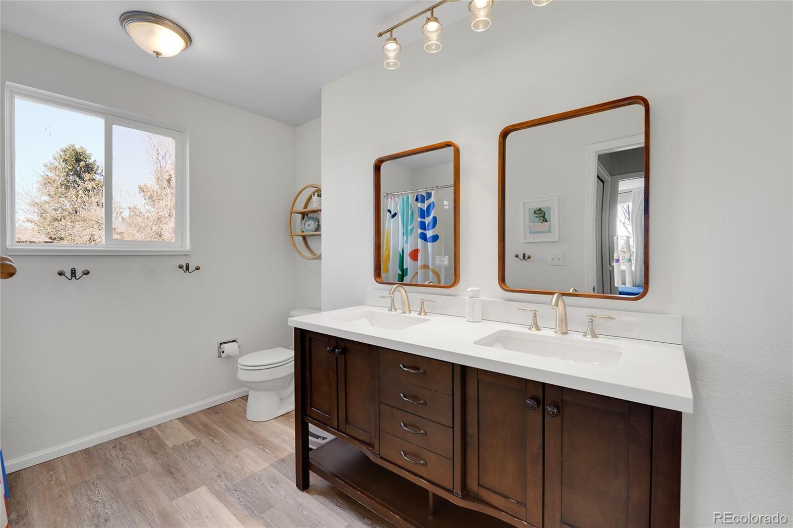 MLS Image #27 for 3872 s xanthia street,denver, Colorado