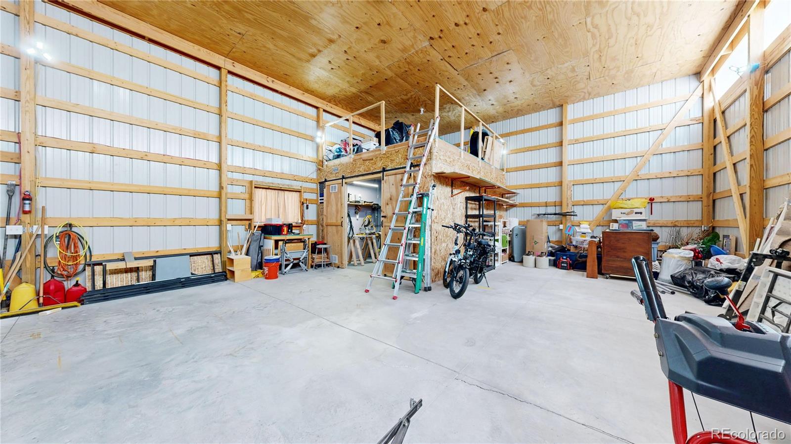 MLS Image #29 for 153 w 6th place,byers, Colorado
