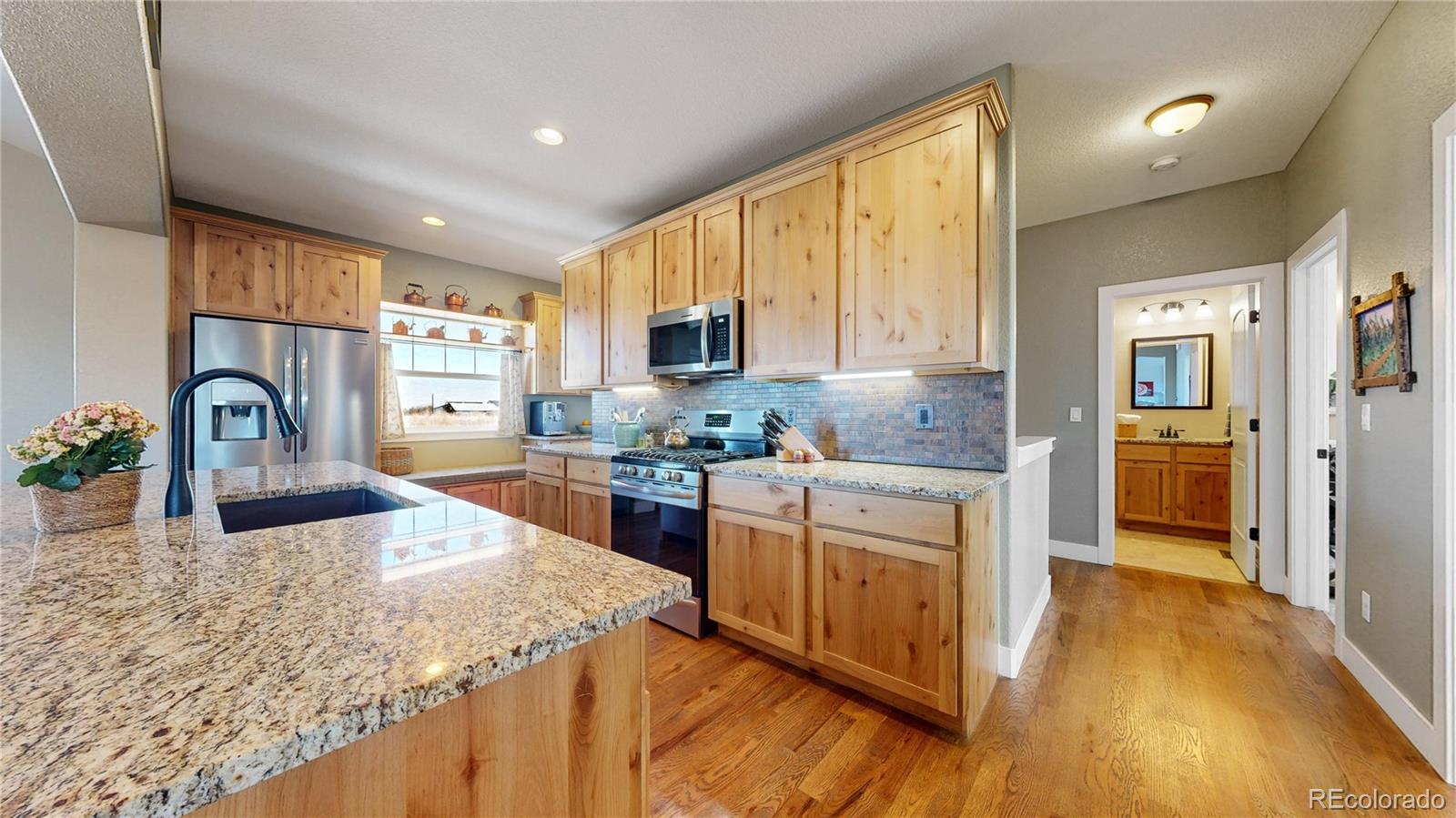 MLS Image #3 for 153 w 6th place,byers, Colorado
