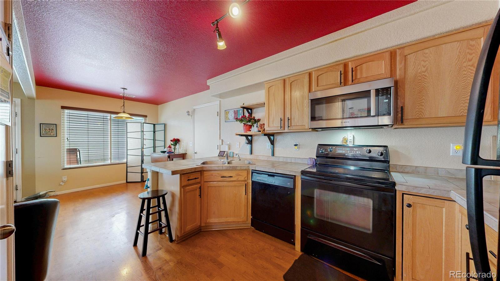 MLS Image #7 for 20535 e 47th avenue,denver, Colorado