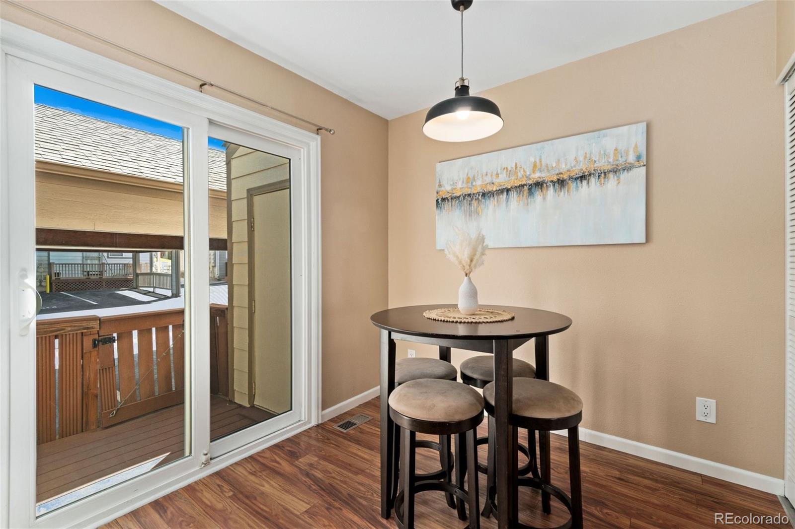 MLS Image #6 for 913  summer drive,highlands ranch, Colorado