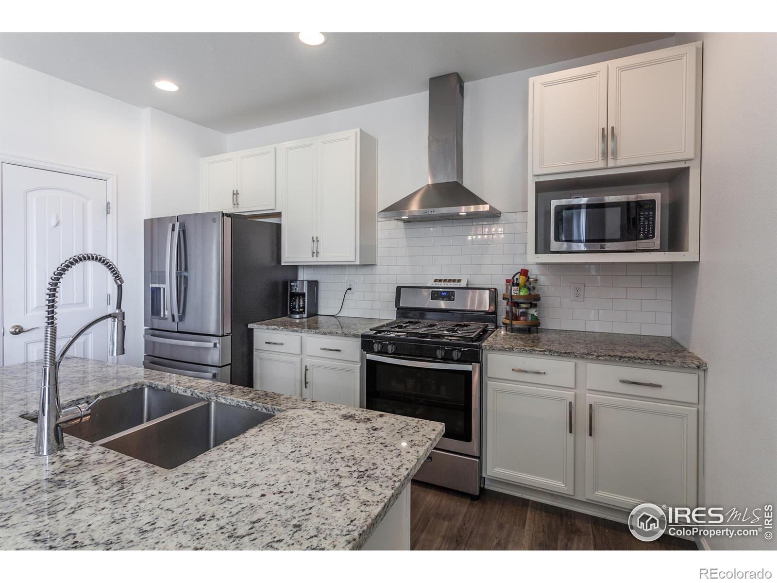 MLS Image #13 for 1830  thrive drive,windsor, Colorado