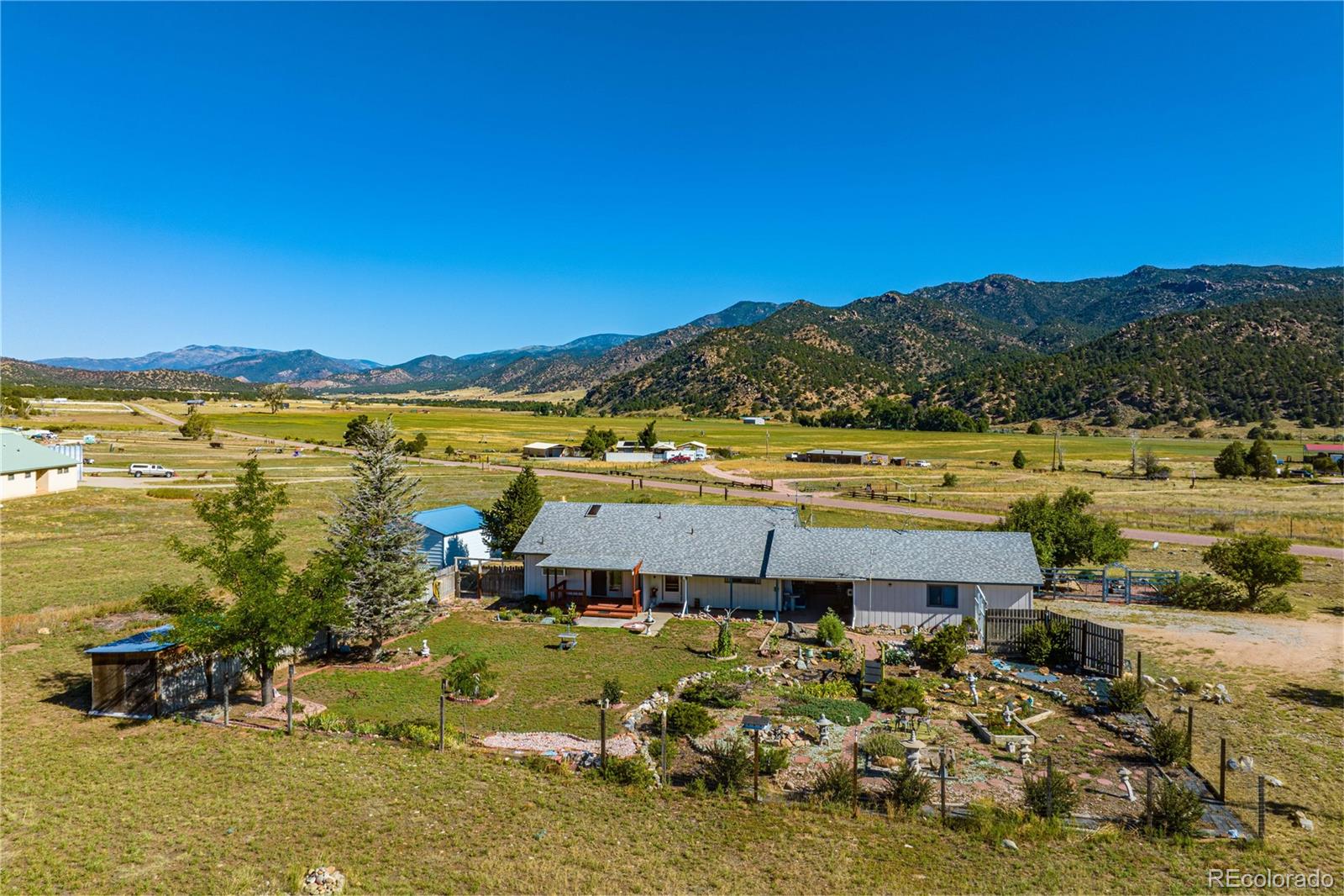 MLS Image #34 for 13440  county road 45 ,coaldale, Colorado