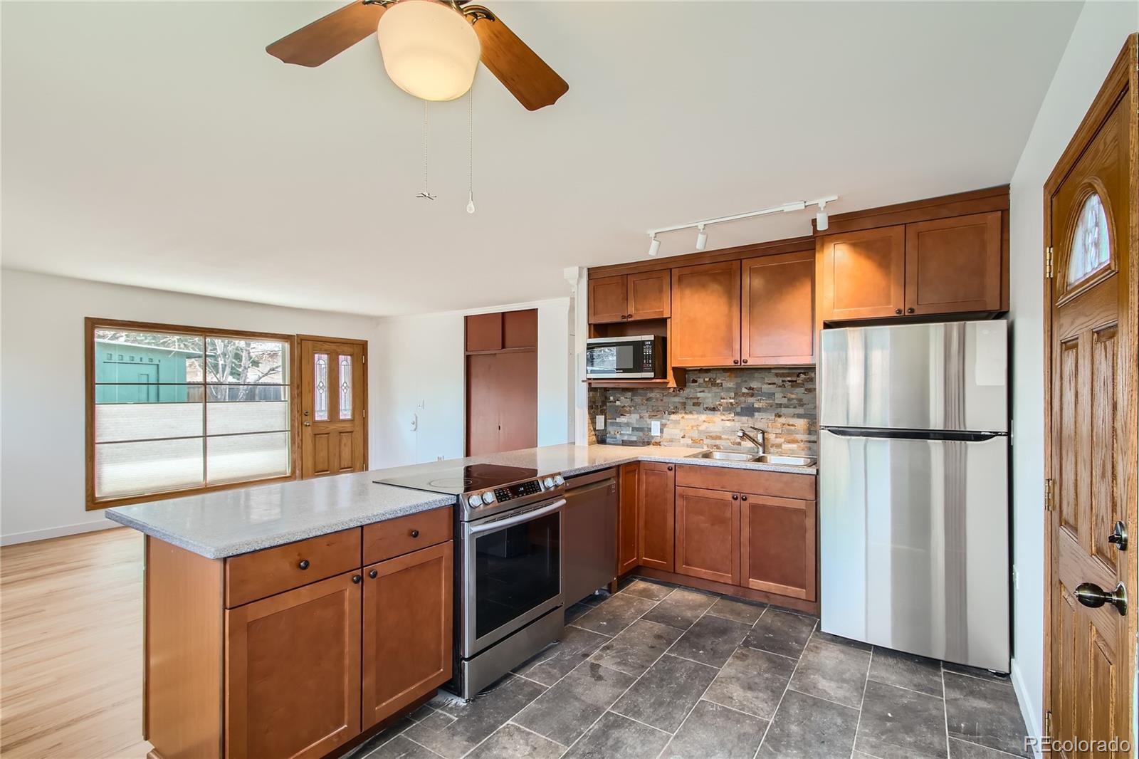 MLS Image #5 for 9225  highland place,arvada, Colorado