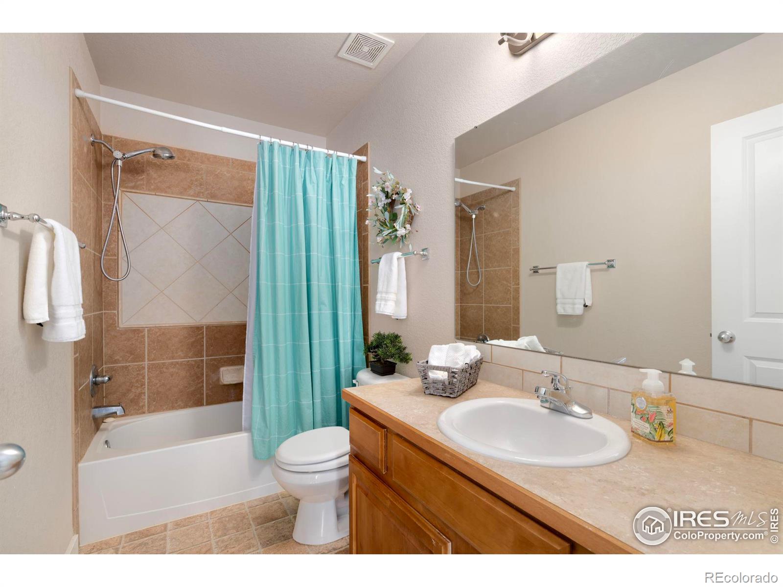 MLS Image #20 for 1739  beamreach place,fort collins, Colorado