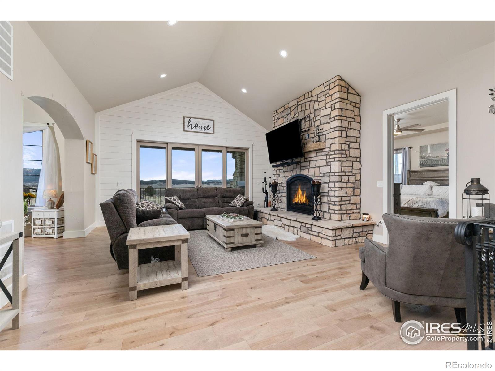 MLS Image #3 for 5489  country club drive,larkspur, Colorado