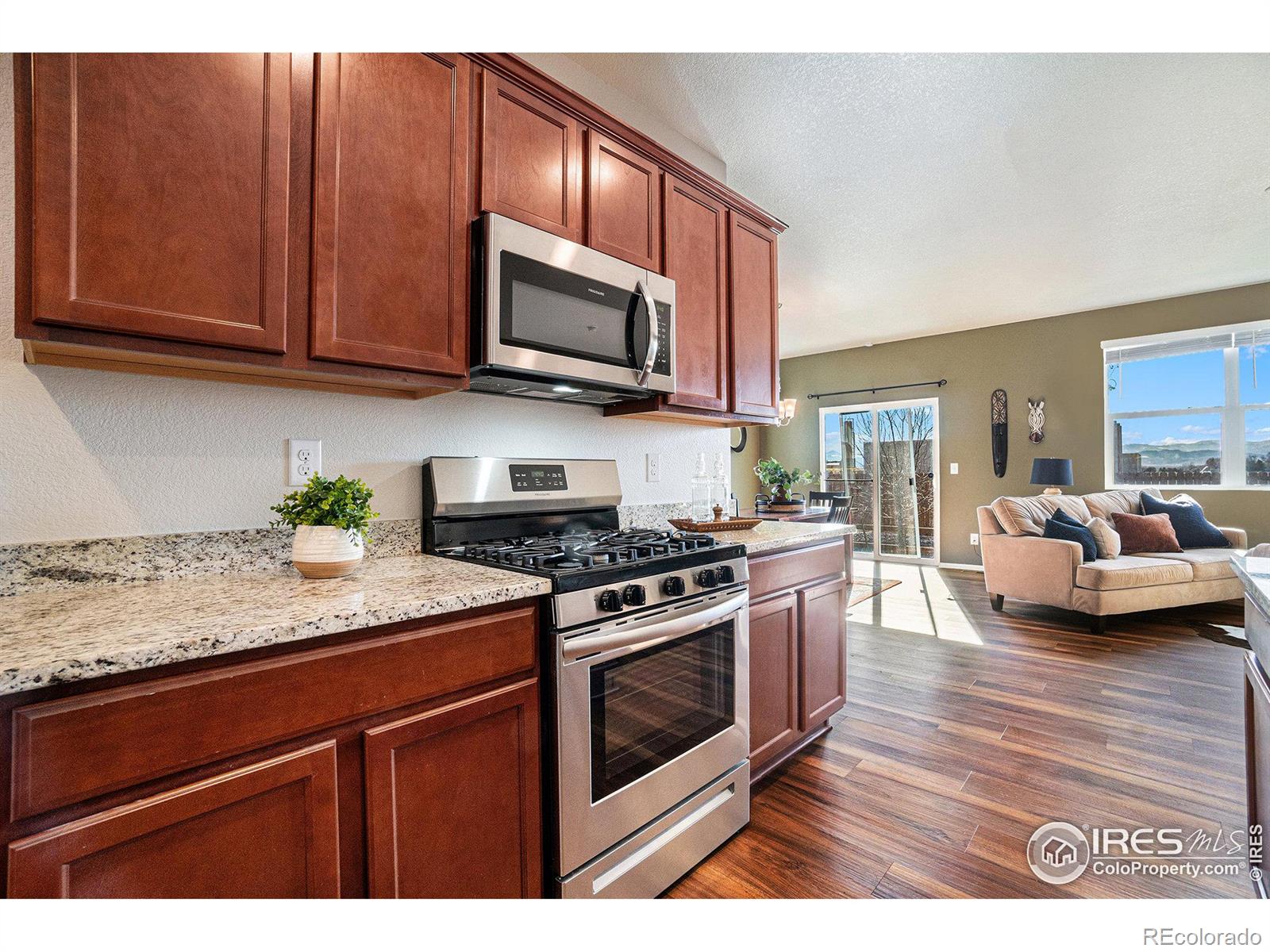 MLS Image #10 for 944  camberly drive,windsor, Colorado