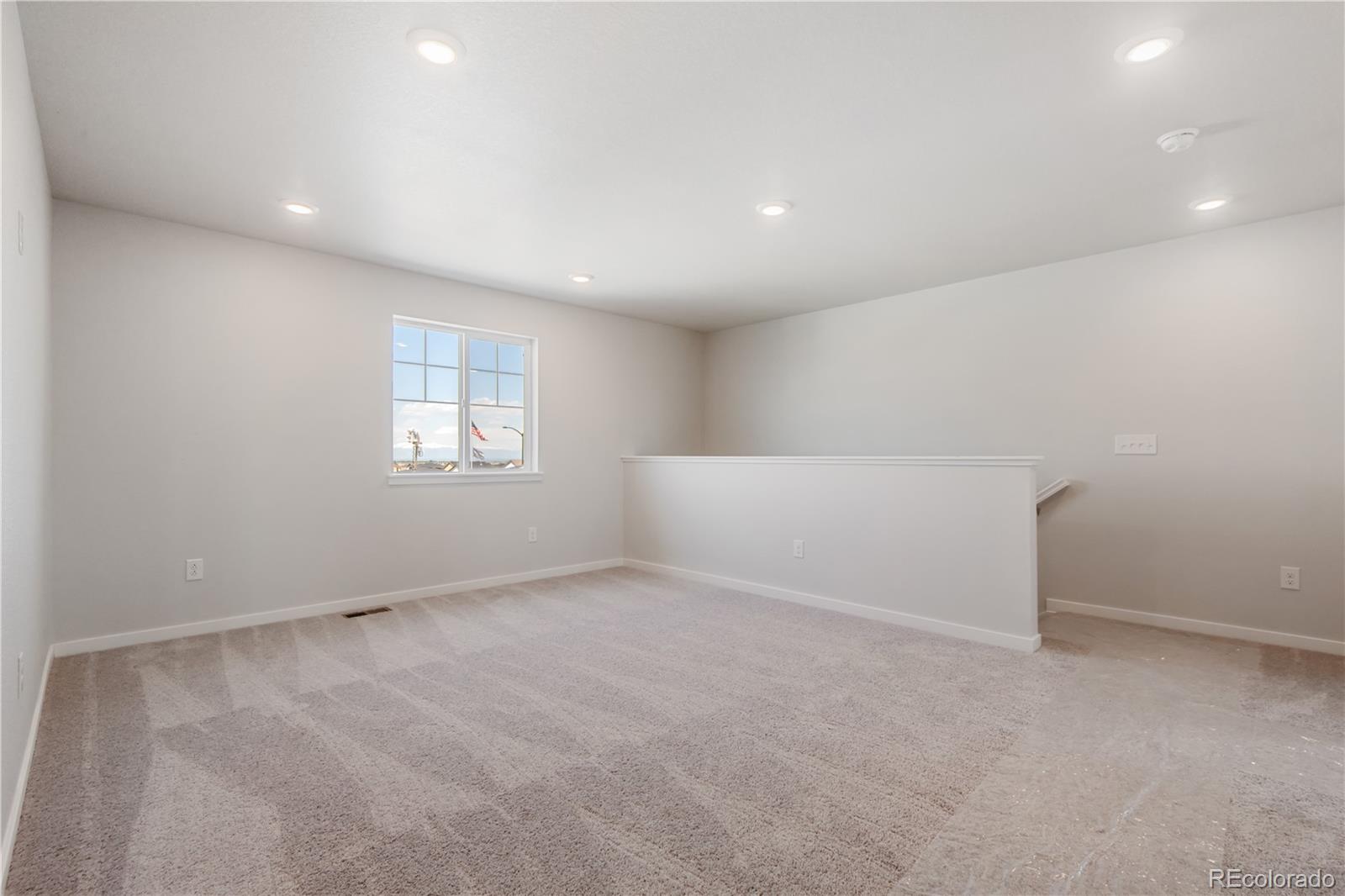 MLS Image #15 for 3352 n highlands creek parkway,aurora, Colorado