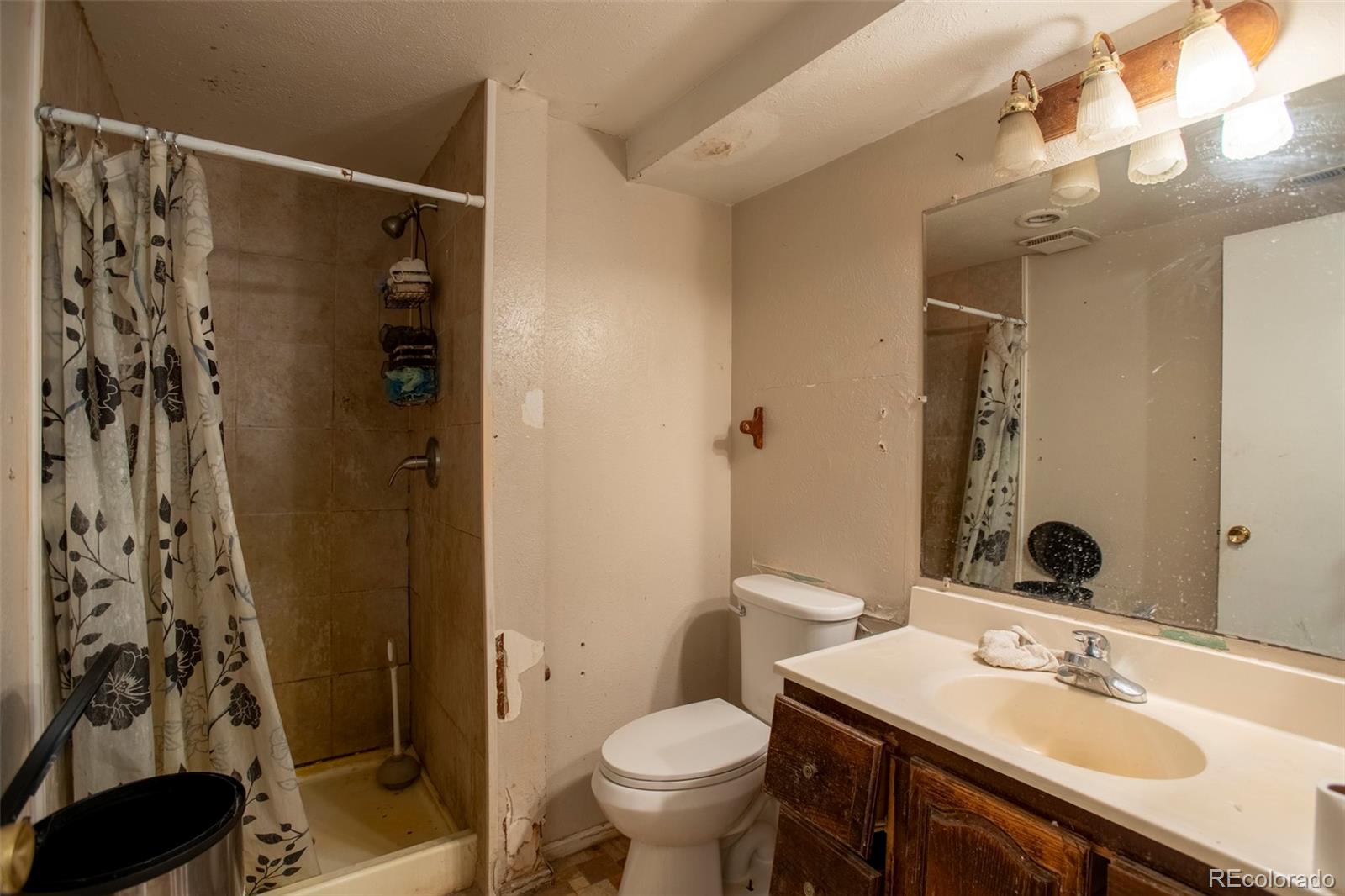MLS Image #12 for 1996 s olathe street,aurora, Colorado
