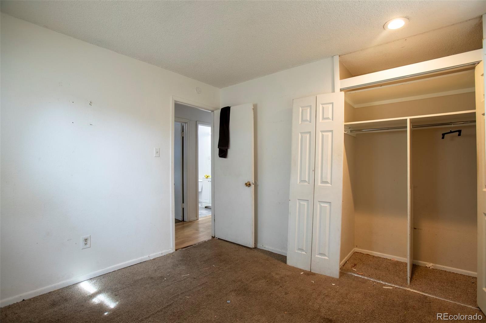 MLS Image #6 for 1996 s olathe street,aurora, Colorado