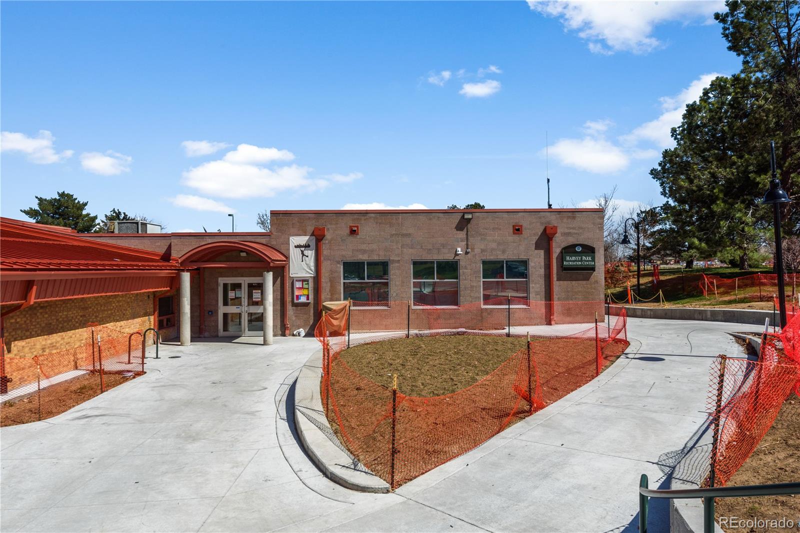 MLS Image #32 for 1906 s vrain street,denver, Colorado