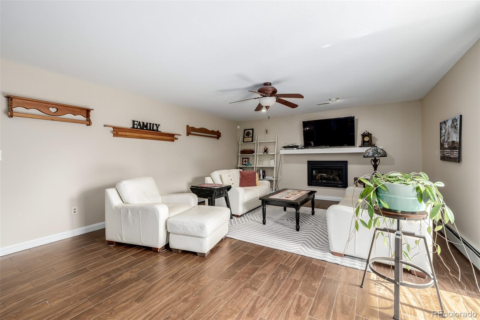 MLS Image #10 for 37 e 14th place,broomfield, Colorado