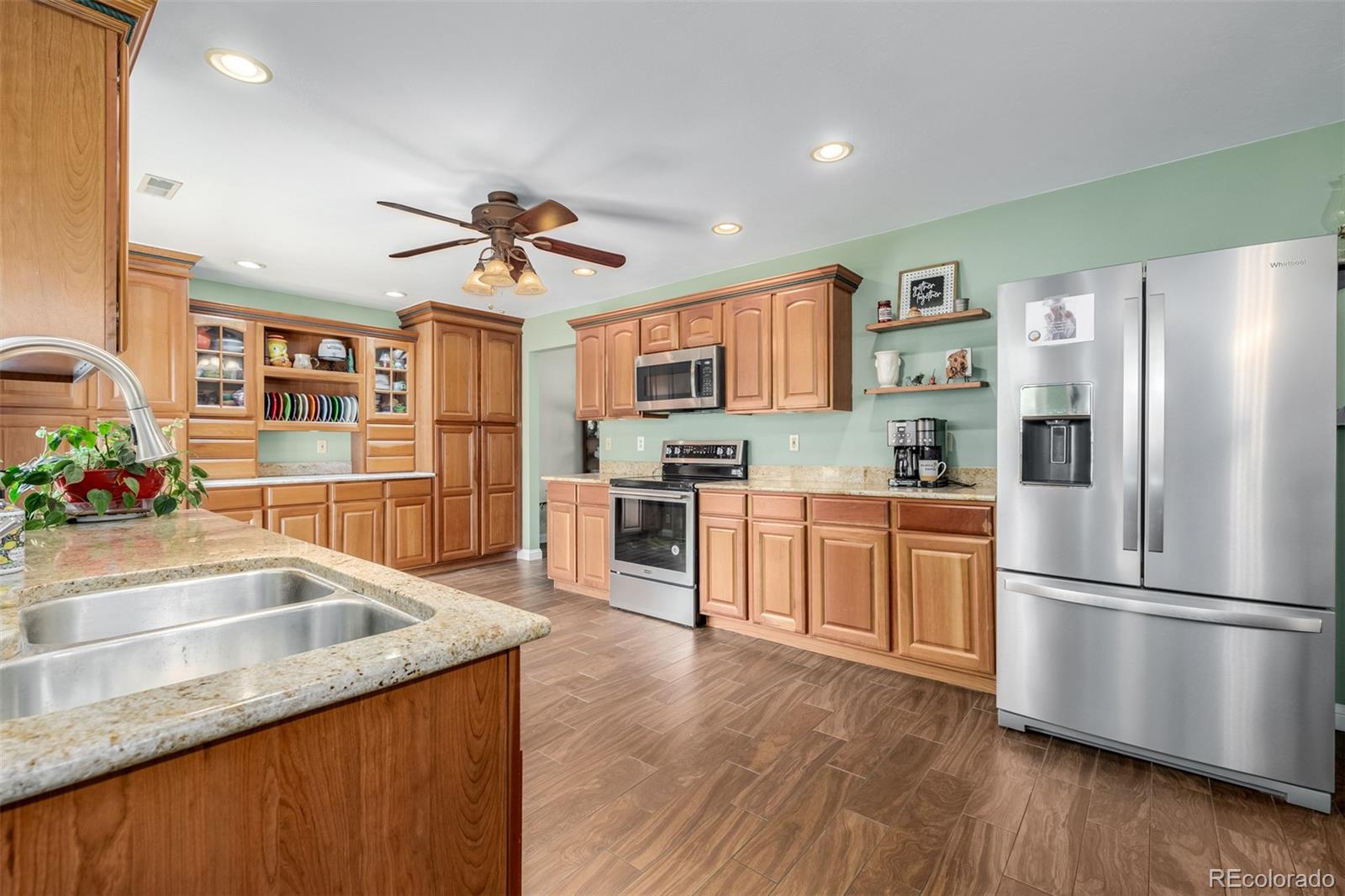 MLS Image #18 for 37 e 14th place,broomfield, Colorado
