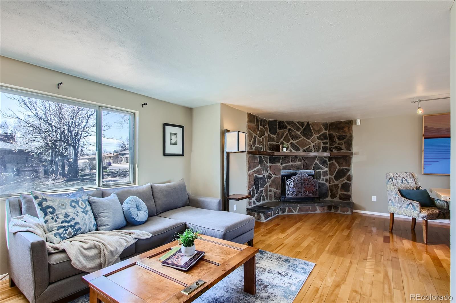 MLS Image #5 for 10543 w 9th place,lakewood, Colorado