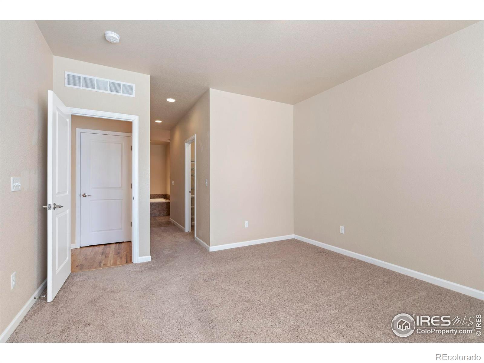 MLS Image #16 for 3220  greenlake drive,fort collins, Colorado