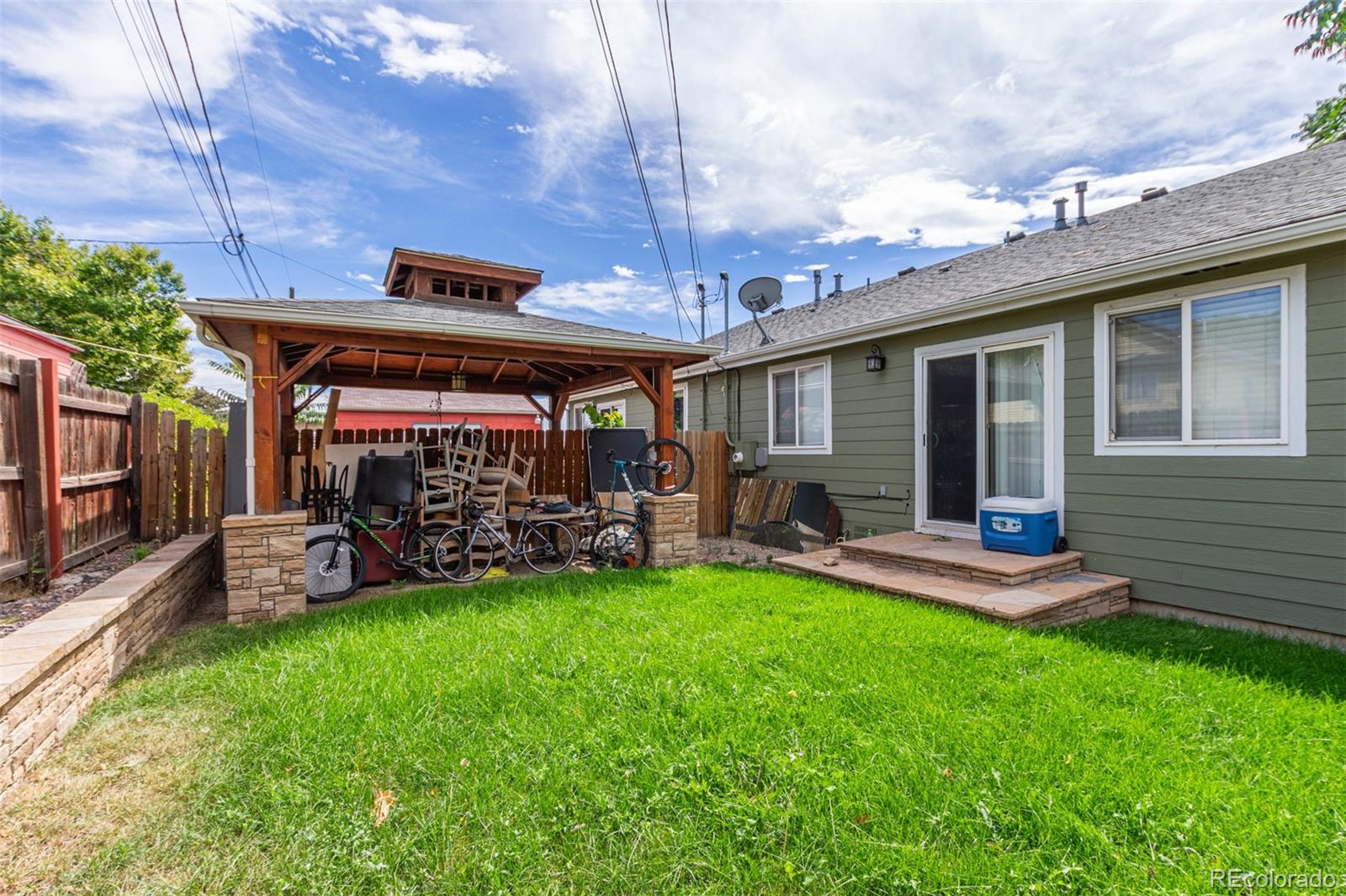 MLS Image #16 for 2073 w hillside avenue,englewood, Colorado