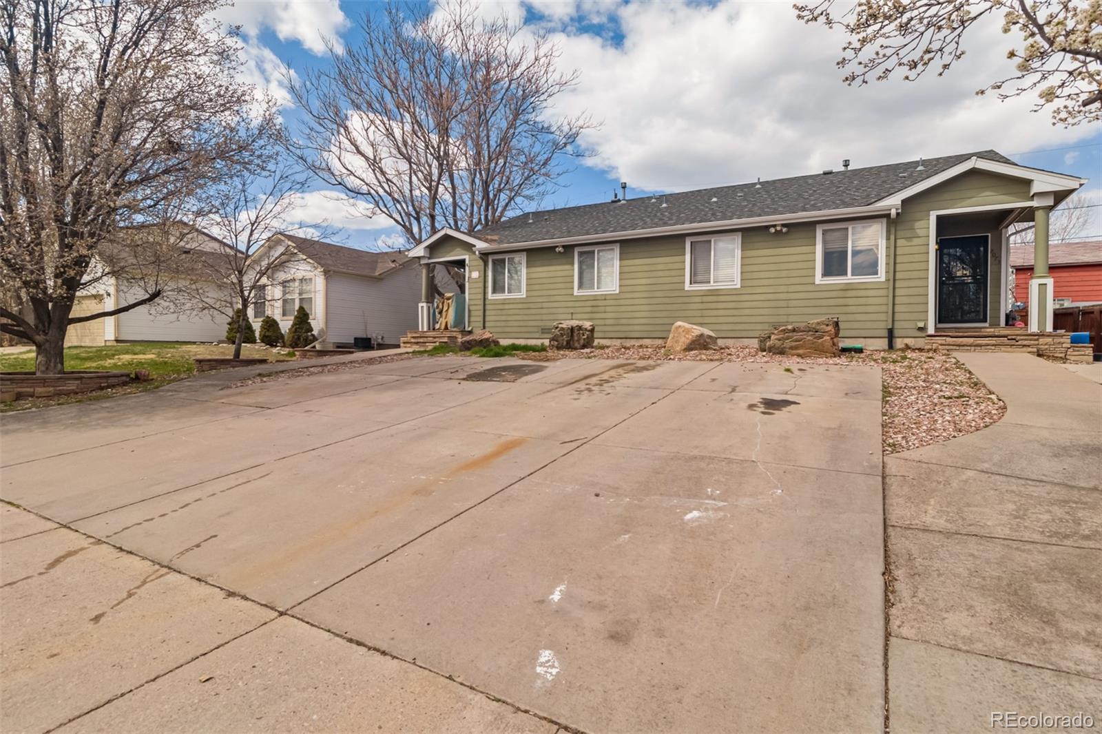 MLS Image #18 for 2075 w hillside avenue,englewood, Colorado