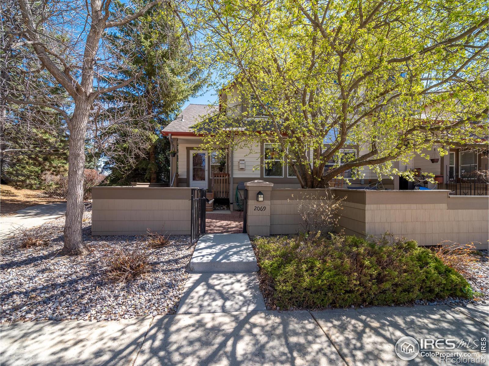 MLS Image #3 for 2069 n fork drive,lafayette, Colorado