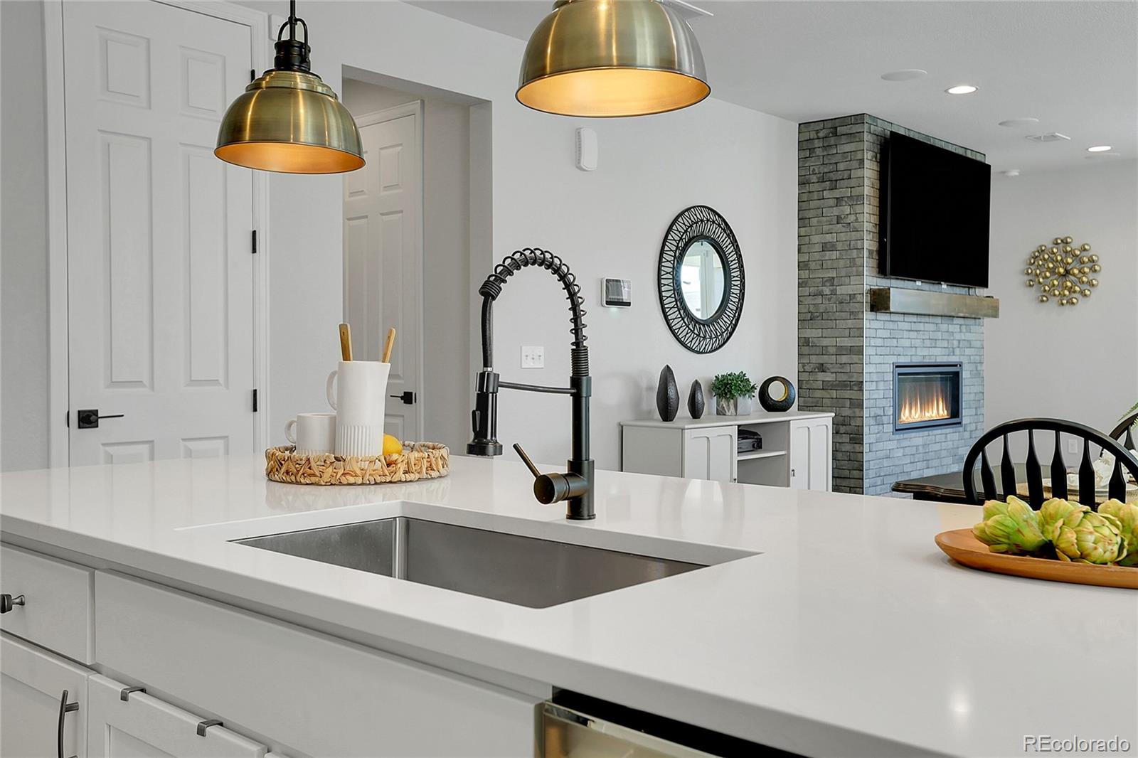 MLS Image #10 for 4040  eaton park street,aurora, Colorado