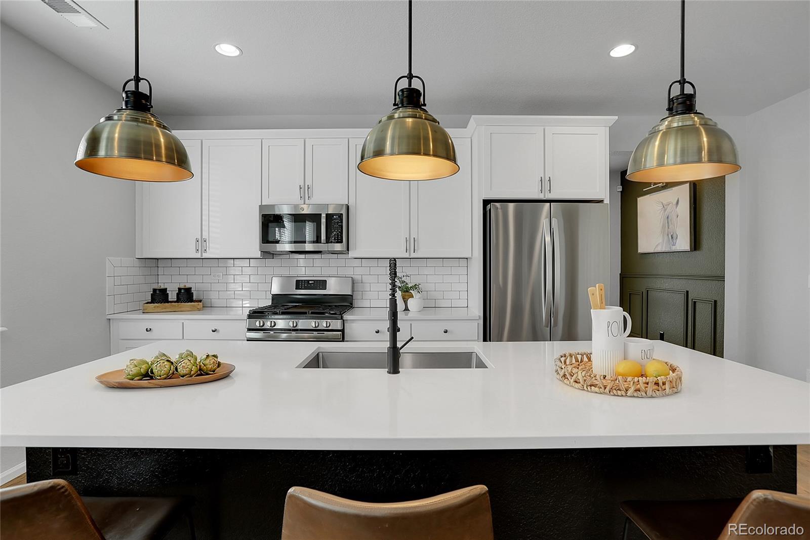 MLS Image #7 for 4040  eaton park street,aurora, Colorado