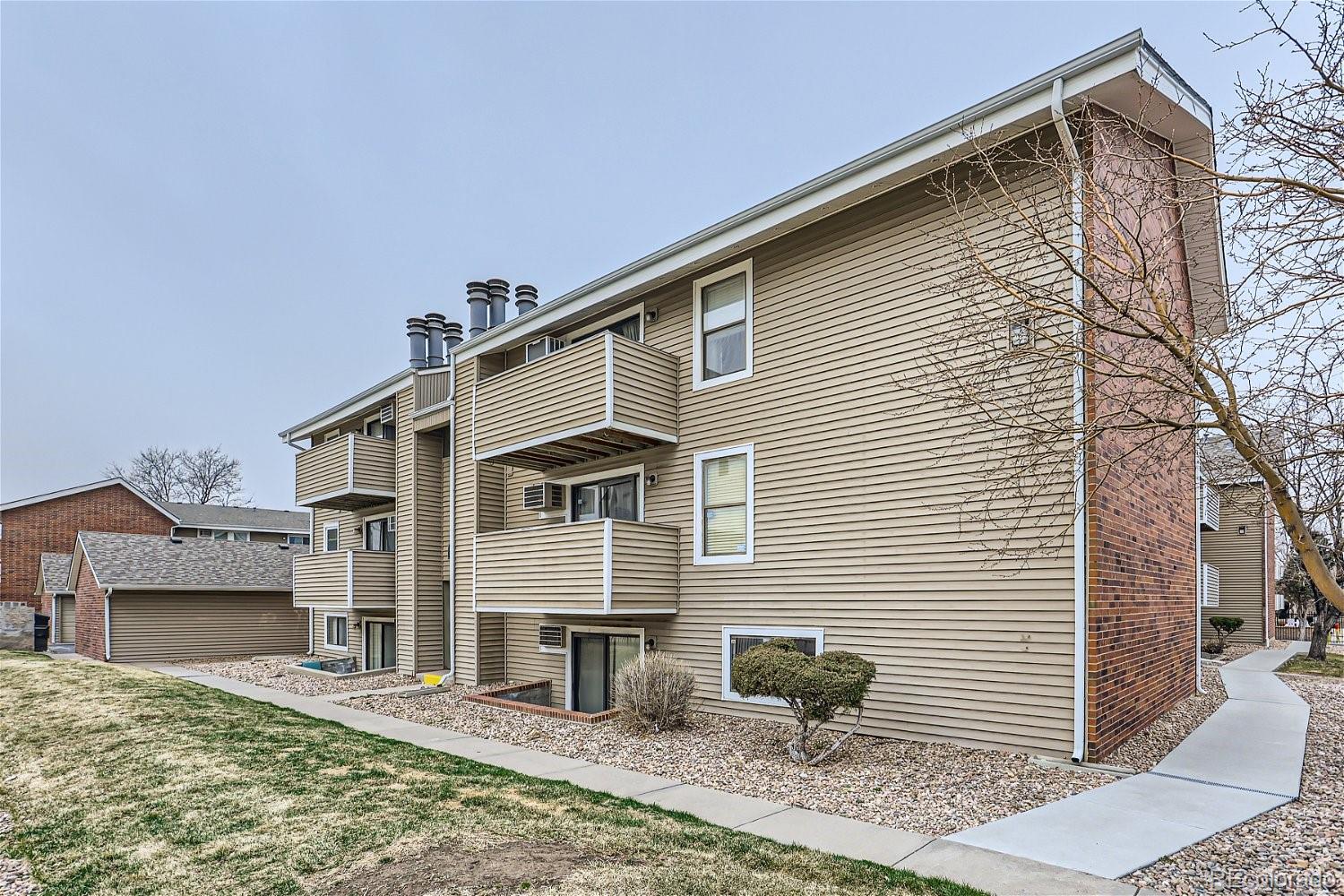 MLS Image #10 for 10150 e virginia avenue,denver, Colorado