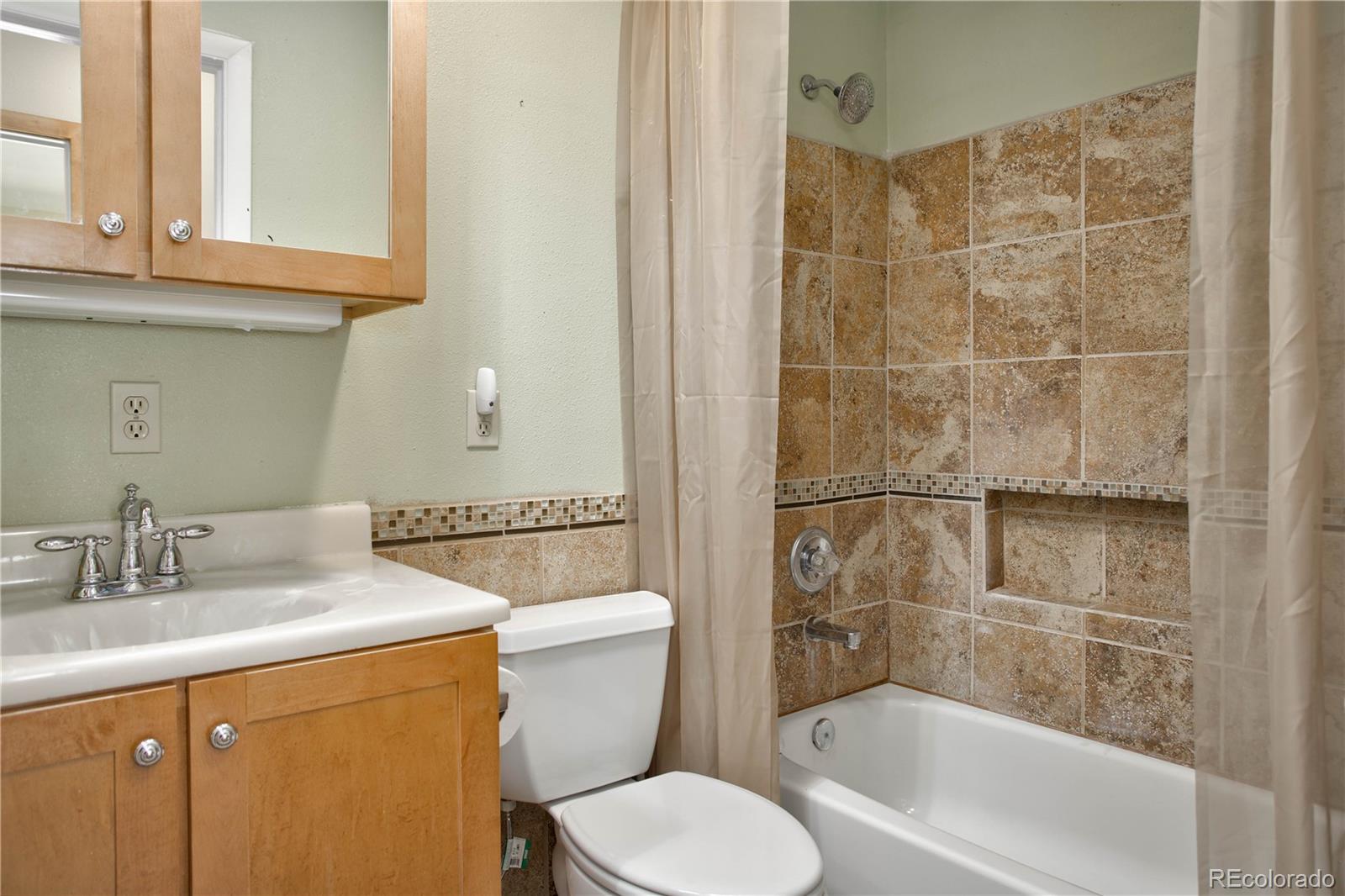 MLS Image #18 for 2576 w 134th circle,broomfield, Colorado