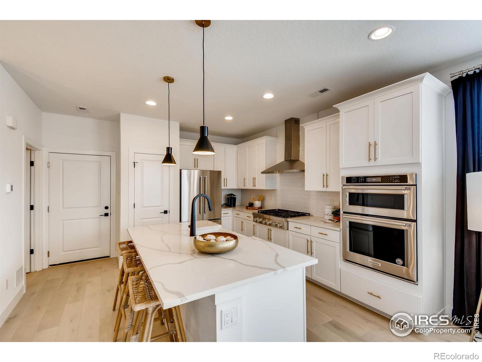 MLS Image #5 for 2719  bear springs circle,longmont, Colorado