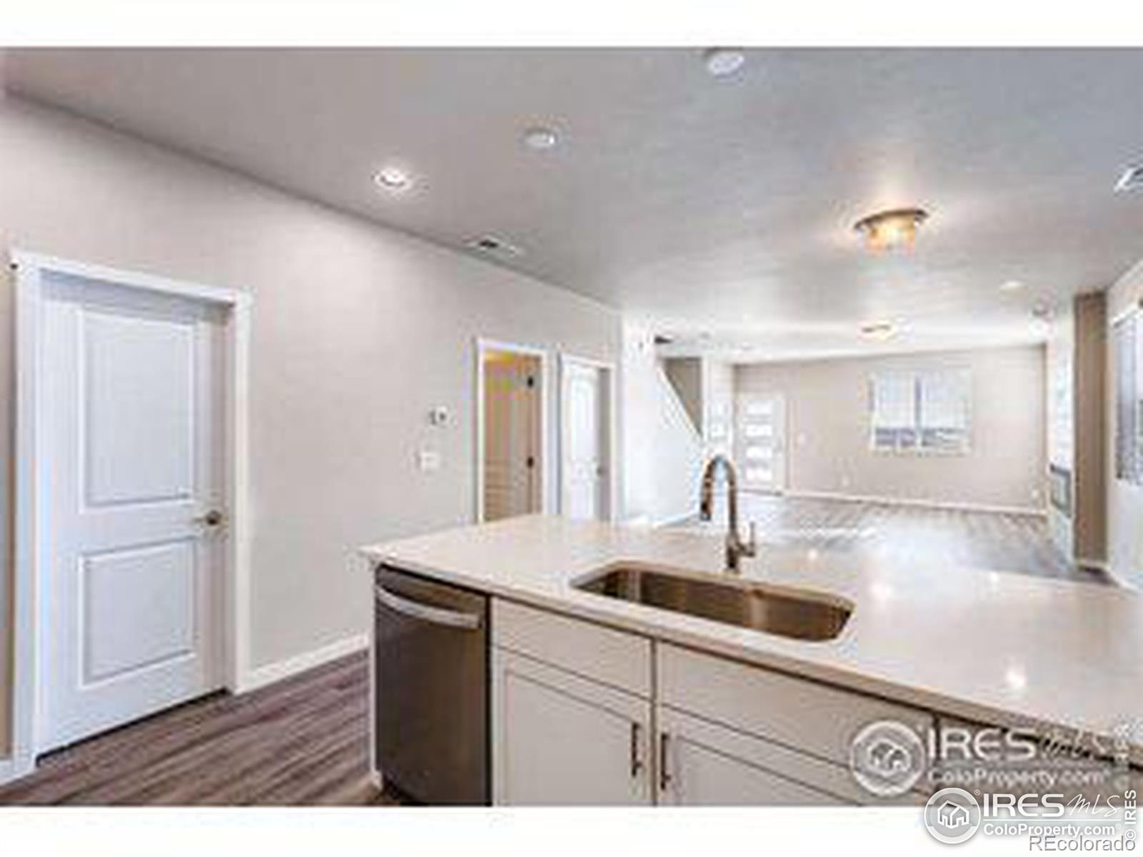 MLS Image #4 for 2840  south flat circle,longmont, Colorado