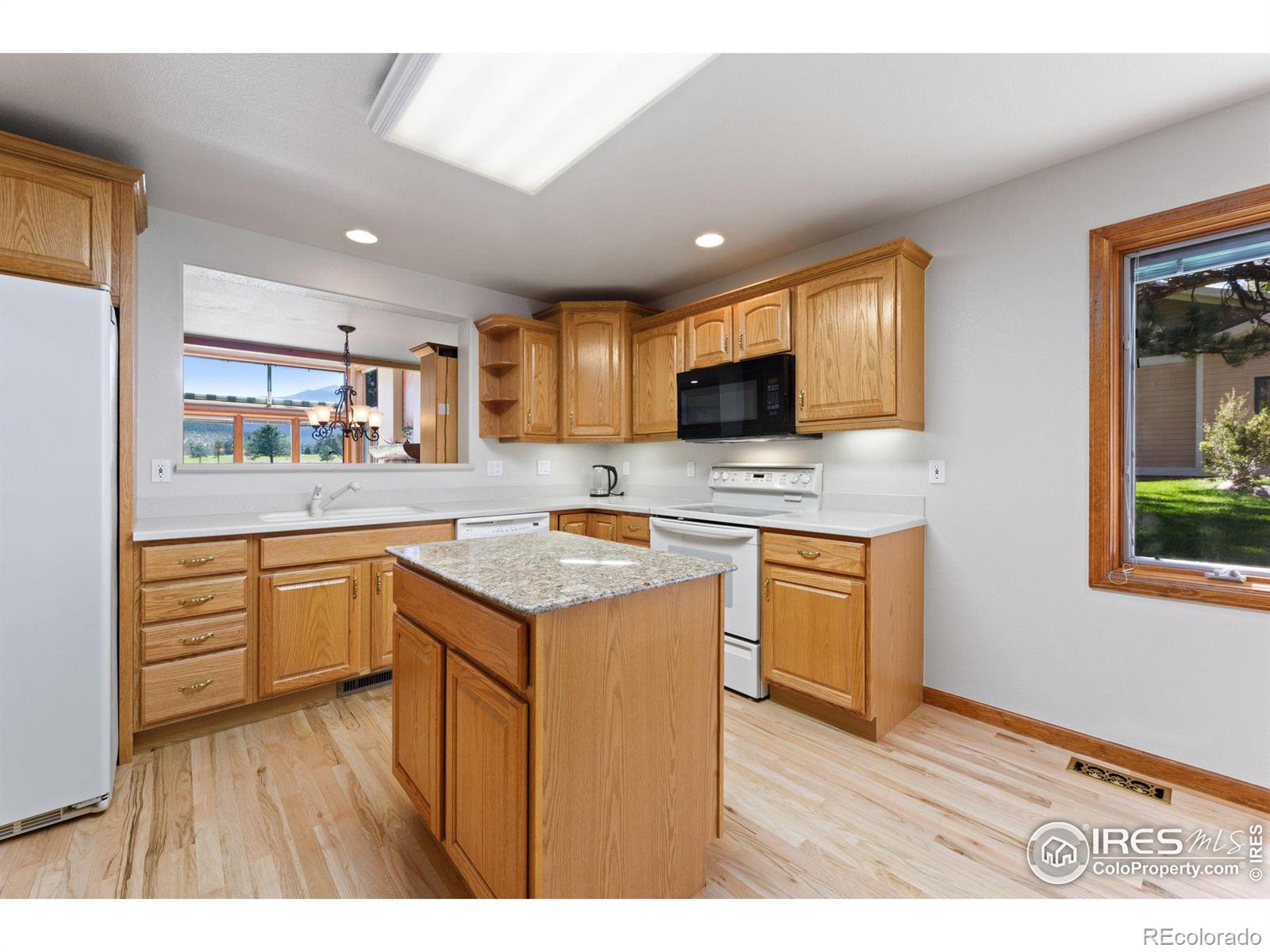 MLS Image #12 for 1600  wapiti circle,estes park, Colorado