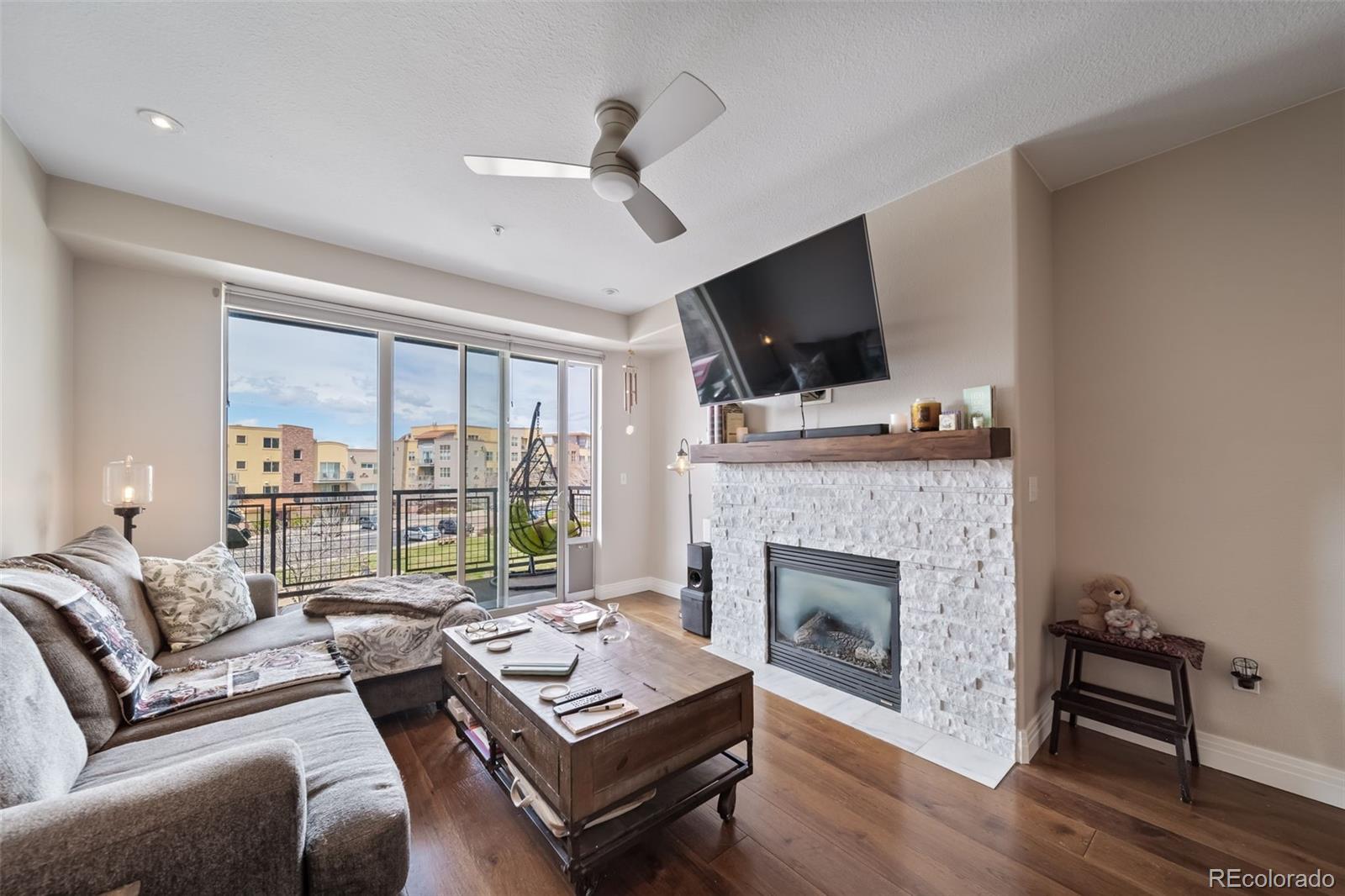 MLS Image #4 for 9019 e panorama circle d407,englewood, Colorado