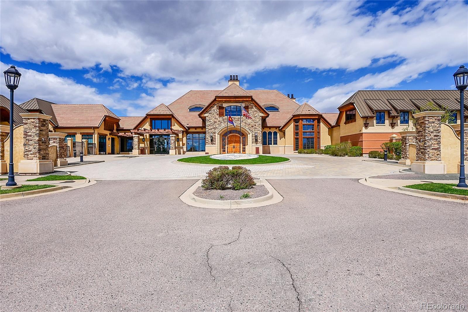 MLS Image #49 for 7999 s blackstone parkway,aurora, Colorado