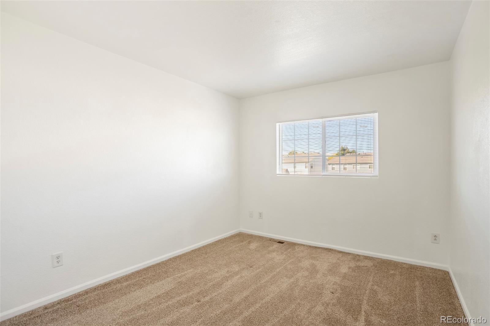 MLS Image #15 for 7945 s kittredge street,englewood, Colorado