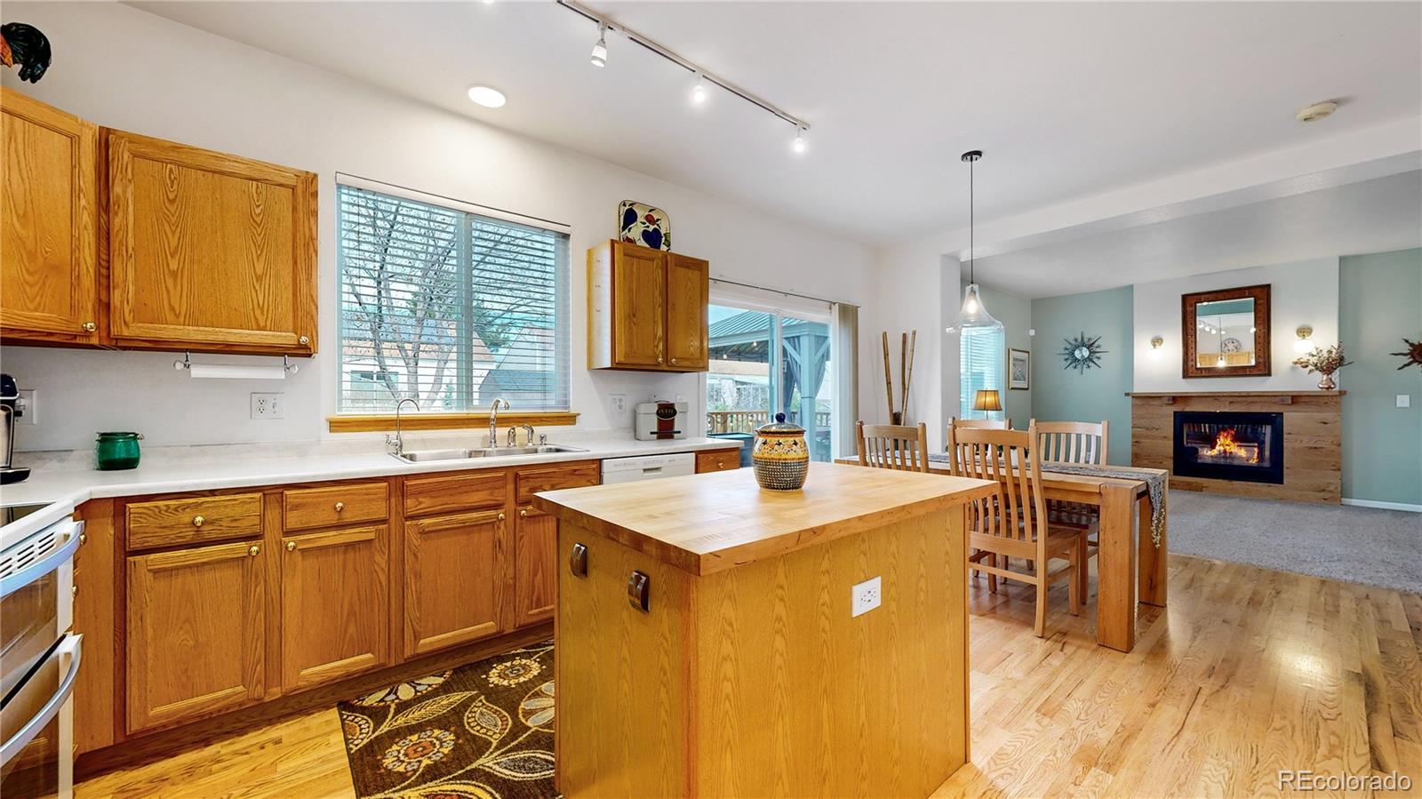 MLS Image #9 for 3351 s newcombe court,lakewood, Colorado
