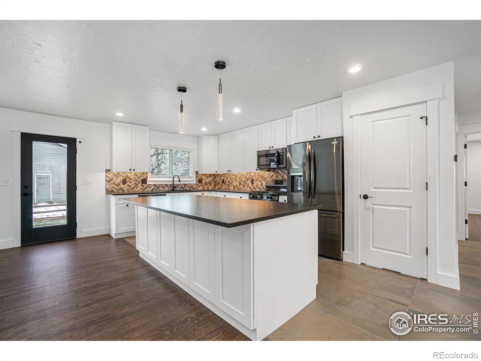 MLS Image #14 for 1725  centennial road,fort collins, Colorado