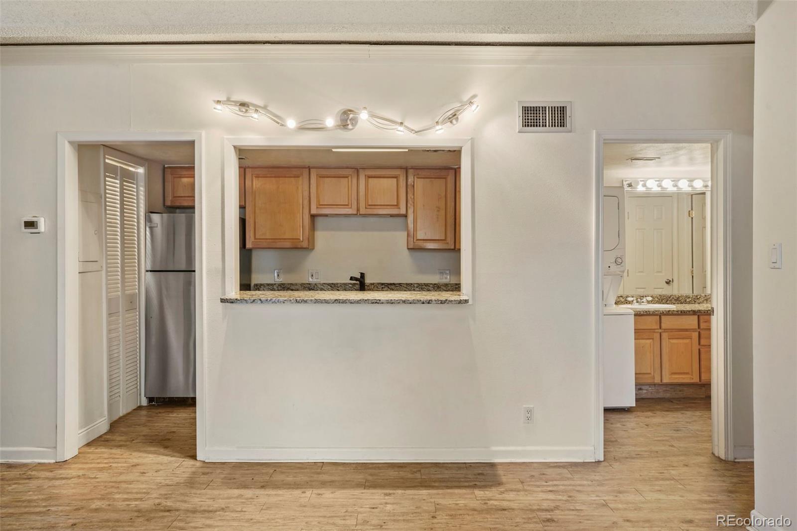 MLS Image #6 for 2525 s dayton way,denver, Colorado